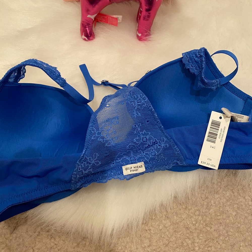 NWT 💙 Gilly Hicks lace racerback push up bra 34C - Picture 2 of 4